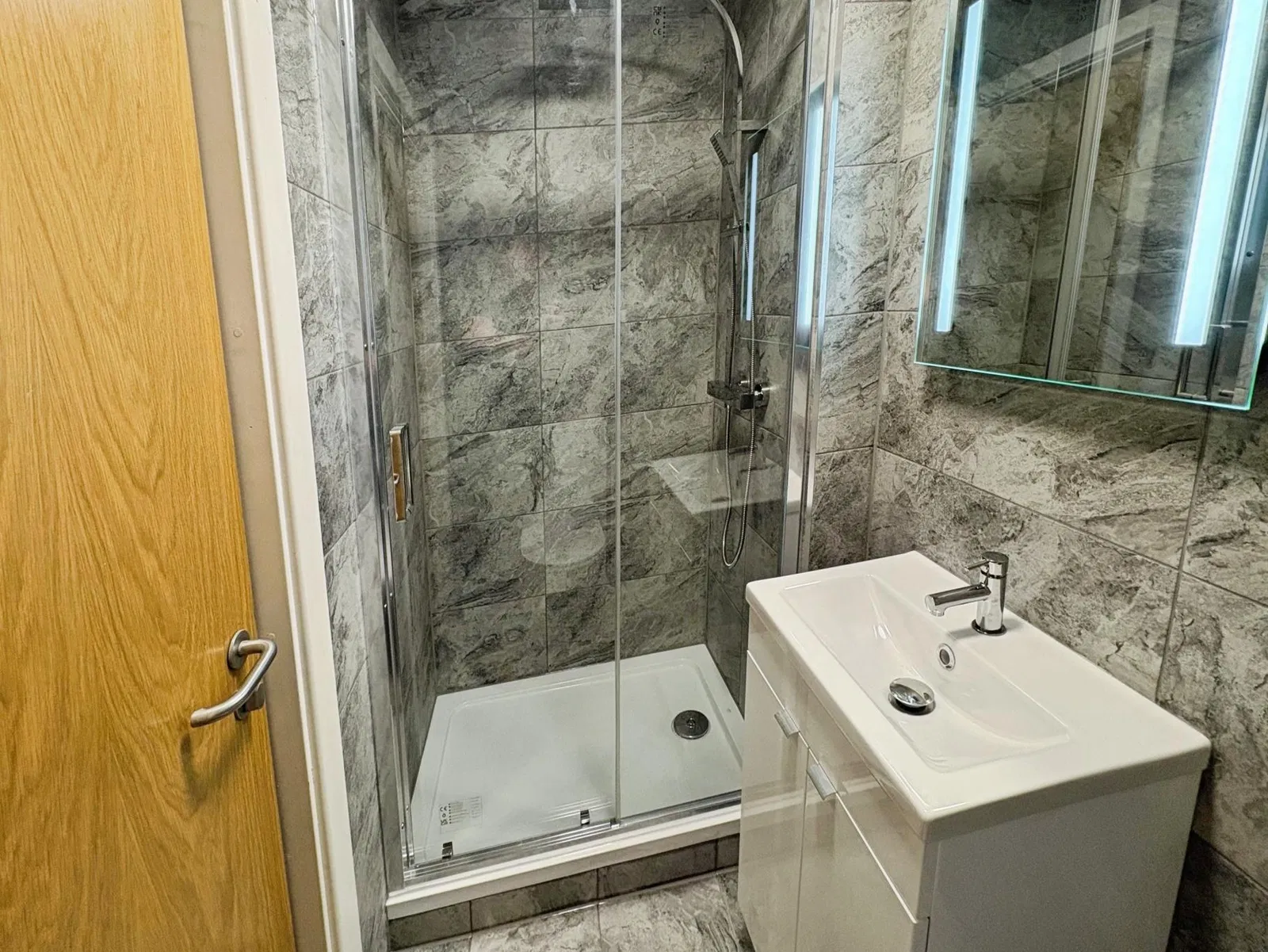 Crookes Valley Road, Sheffield, S10 - image 5