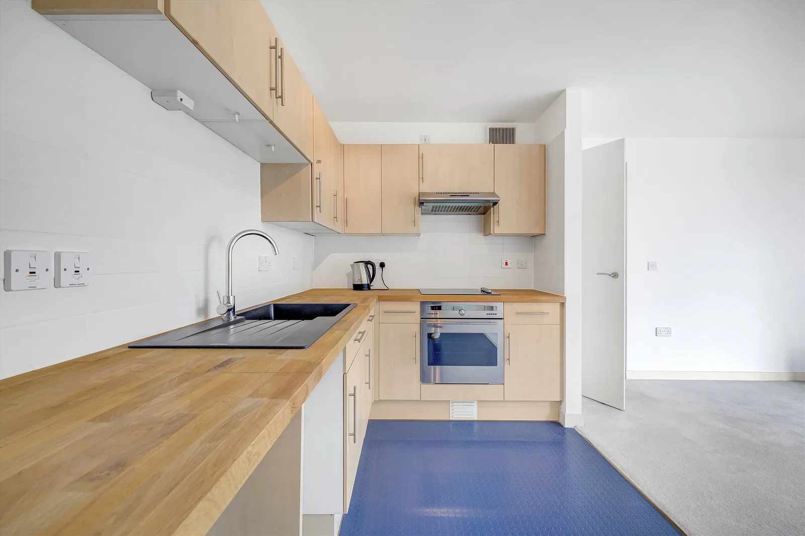 Lillie Road, SW6 - image 5