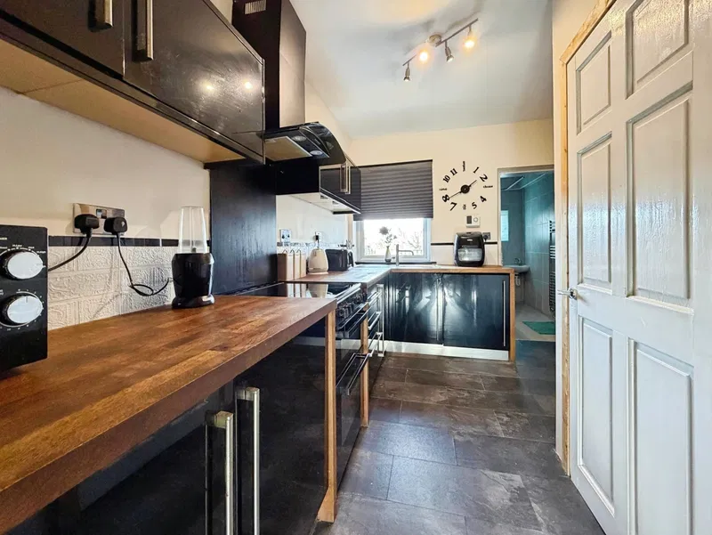 Penneld Road, Glasgow, G52 - image 2