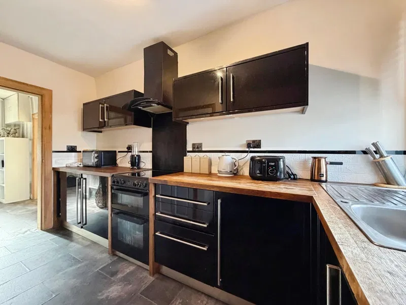 Penneld Road, Glasgow, G52 - image 3