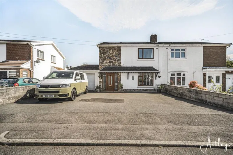 Dynevor Avenue, Neath