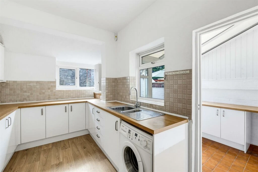 Old Park Road, Peverell, Plymouth - image 7