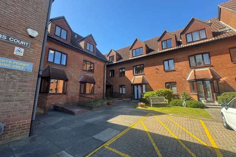 Chelmsford Road, Shenfield, Brentwood
