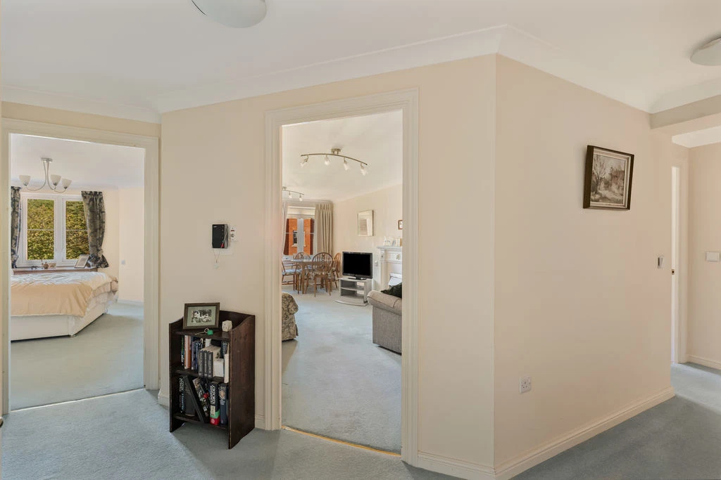 29 Foxhall Court, School Lane, Banbury, OX16 2AU - image 7