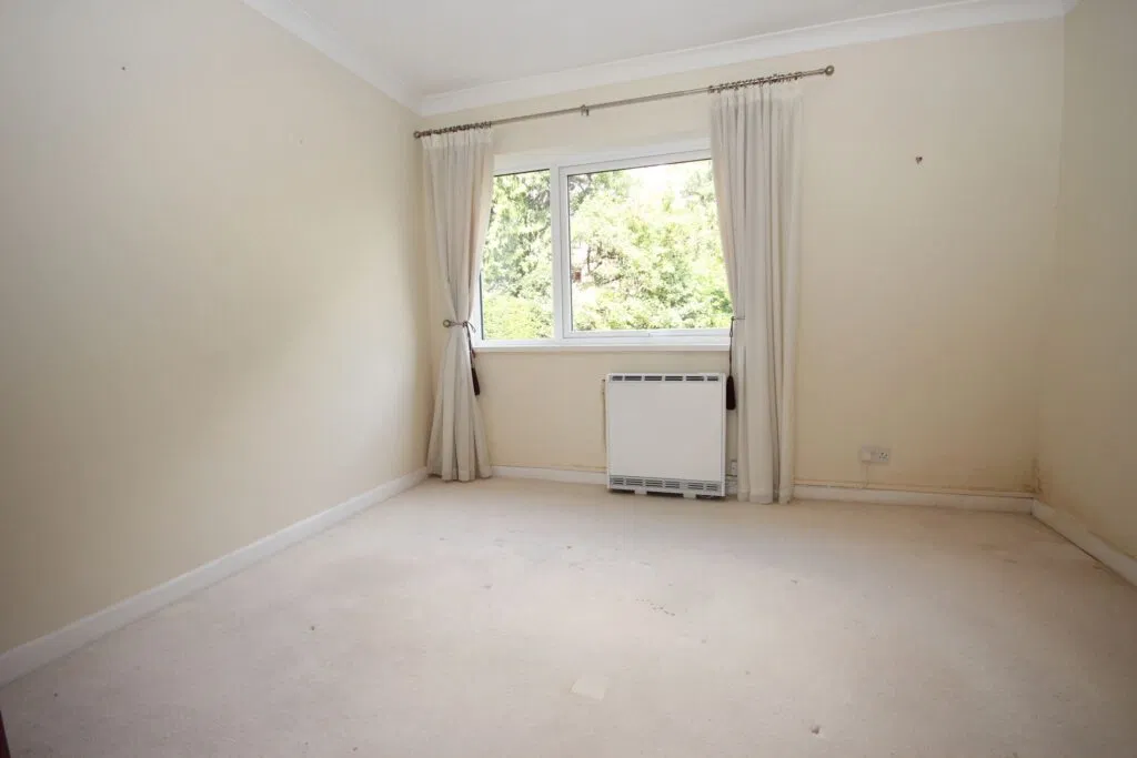 West Cliff Road, West Cliff, Bournemouth - image 3