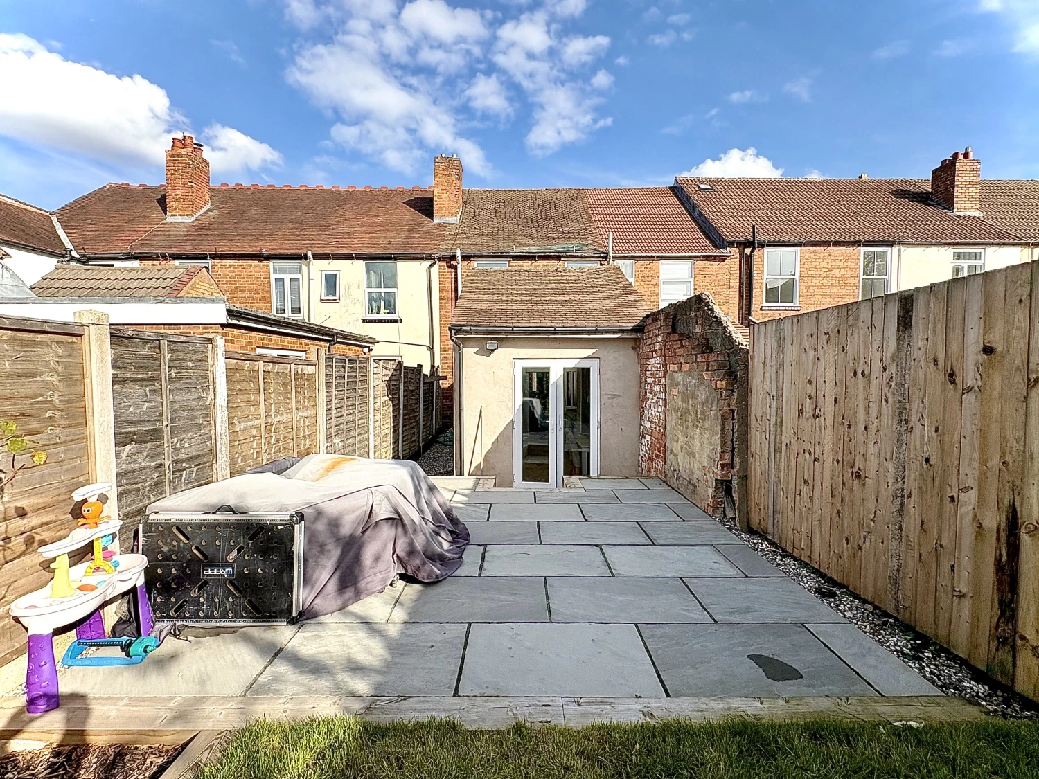 Kings Road, Sedgley, DY3 - image 18