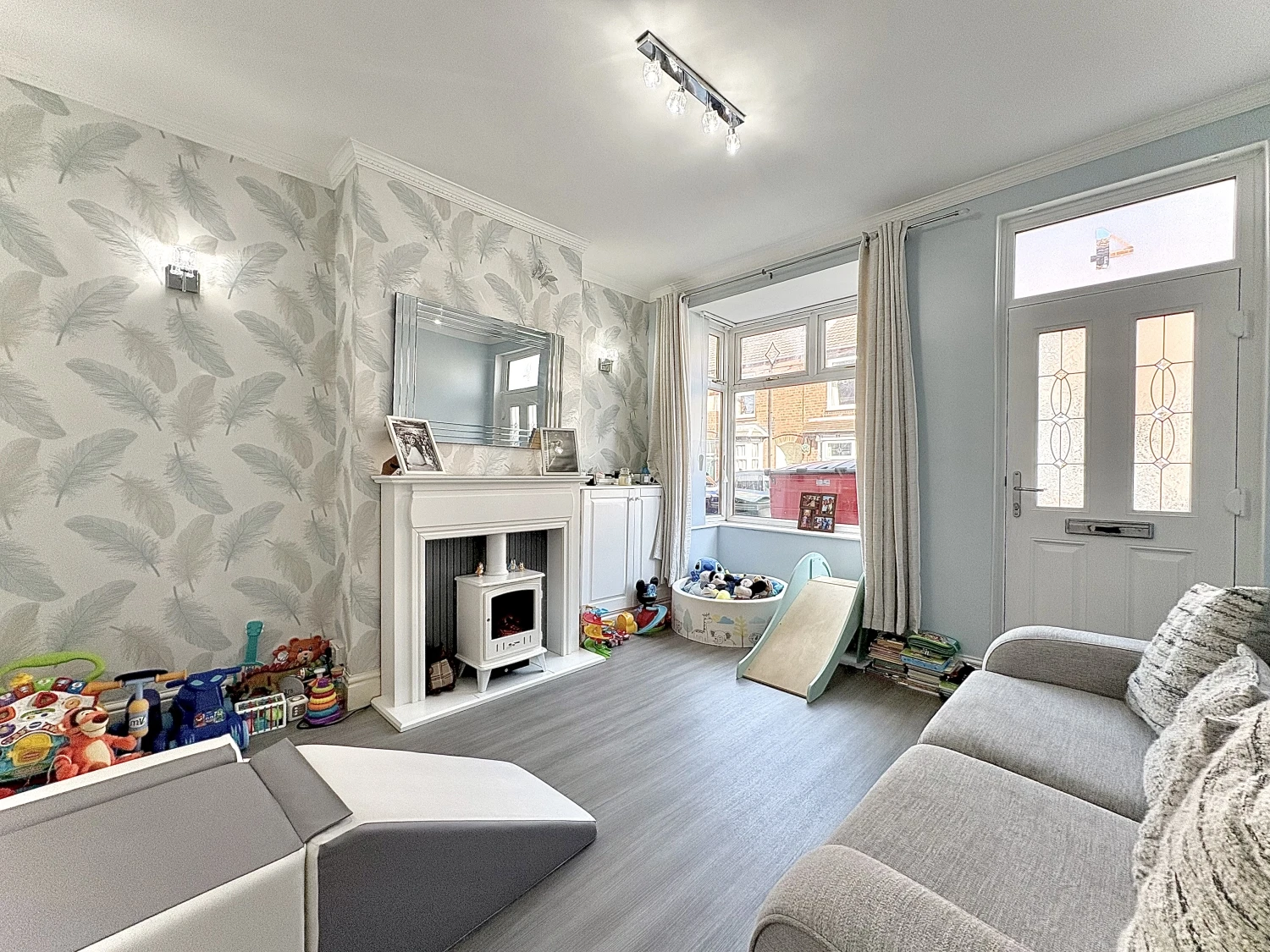 Kings Road, Sedgley, DY3 - image 3