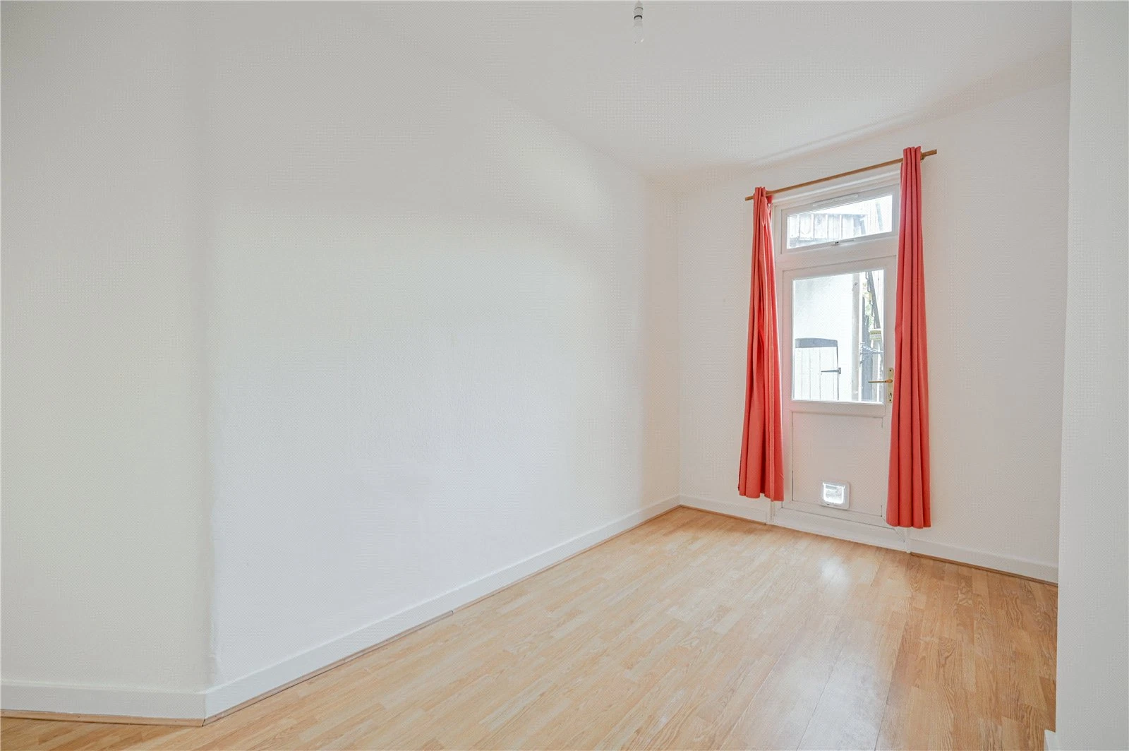 Sirdar Road, London, N22 6QS - image 10