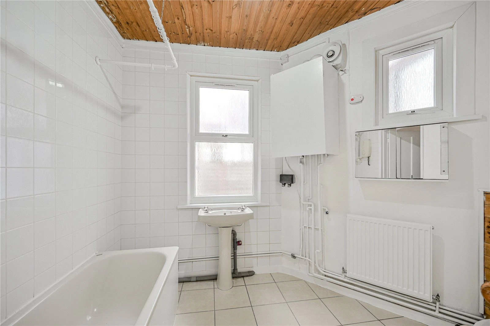 Sirdar Road, London, N22 6QS - image 11