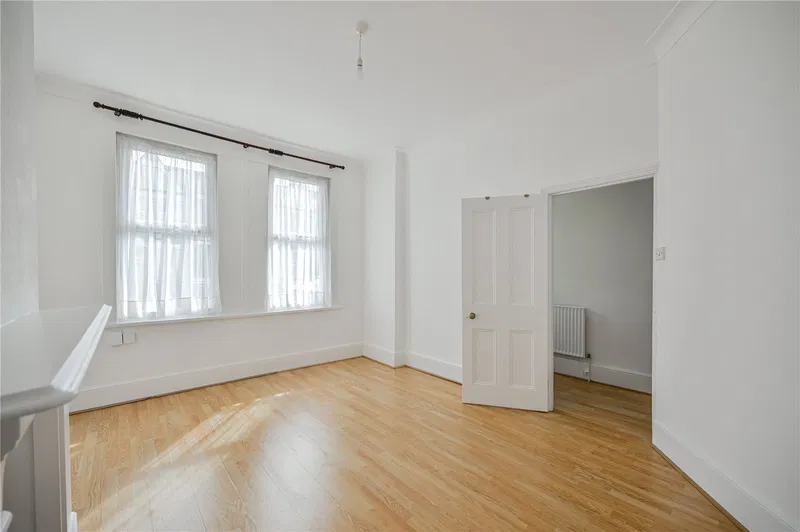 Sirdar Road, London, N22 6QS - image 3