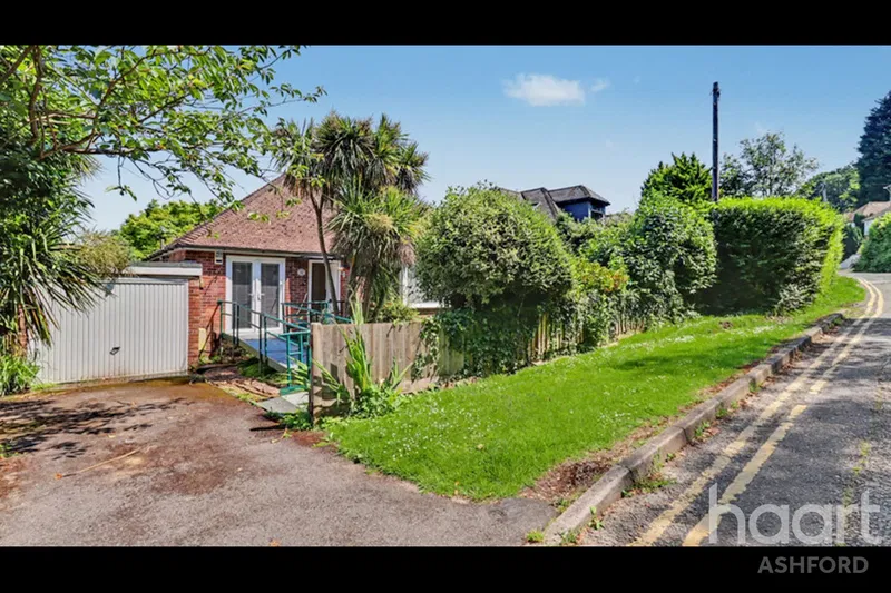 Lees Road, Ashford, TN24