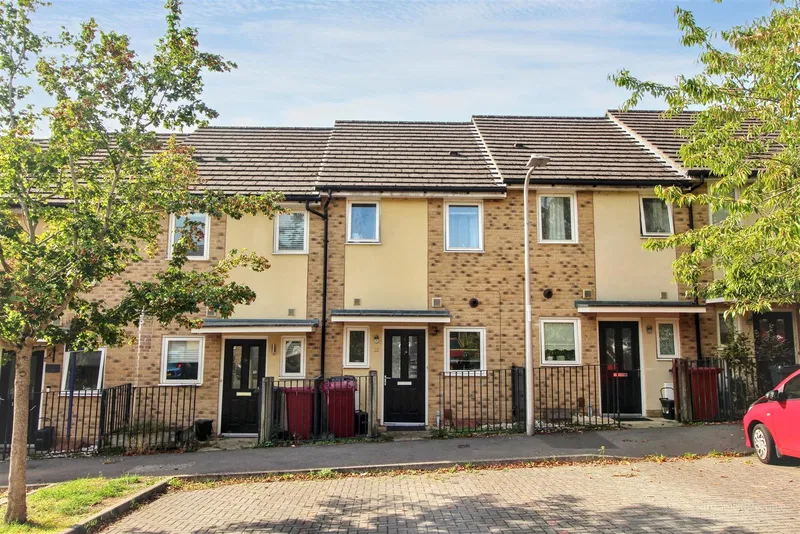 Tay Road, Tilehurst, Reading