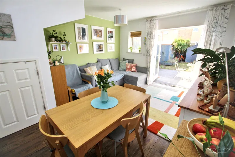 Tay Road, Tilehurst, Reading - image 3