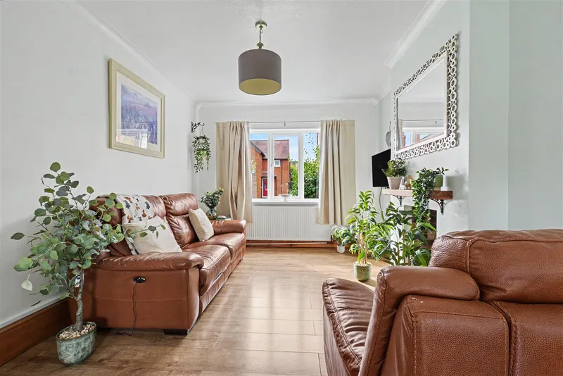 Curzon Street, Long Eaton, Nottingham, NG10 4FS - image 2