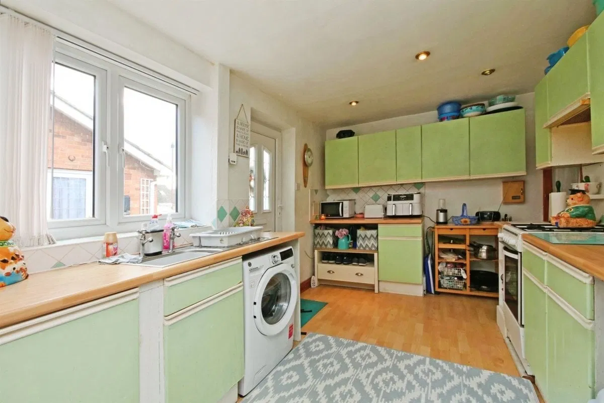 Grampian Close, Huntington, York - image 2
