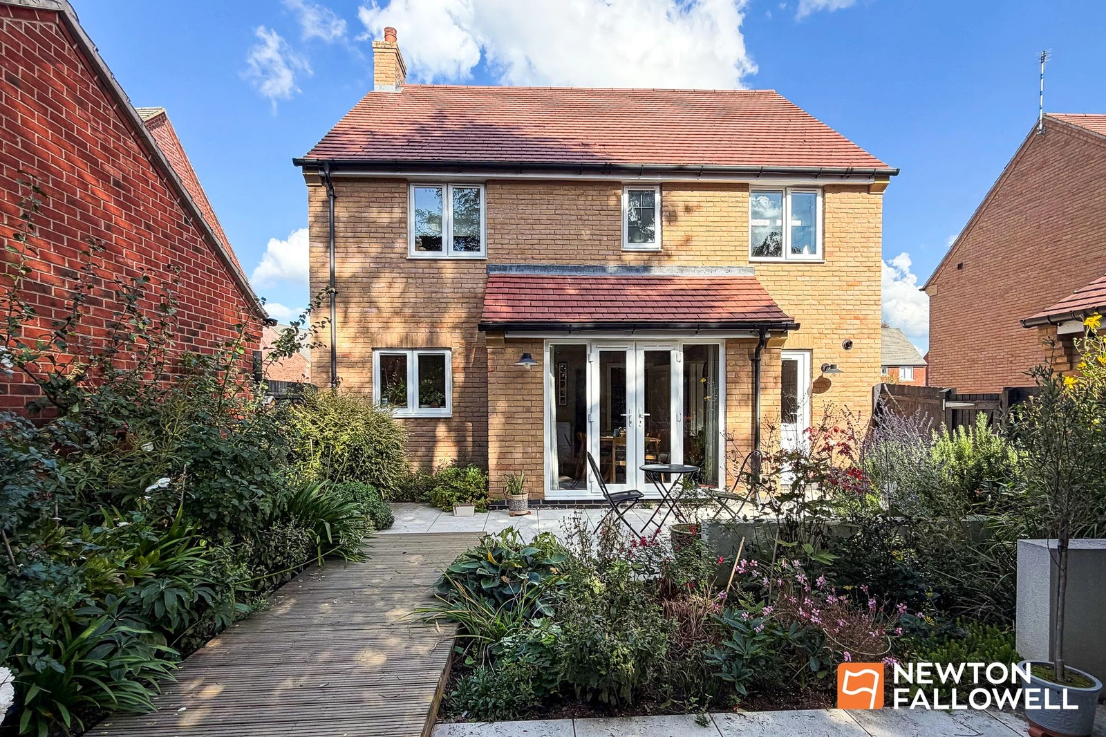 Wicket Close, Loughborough, LE11 - image 24