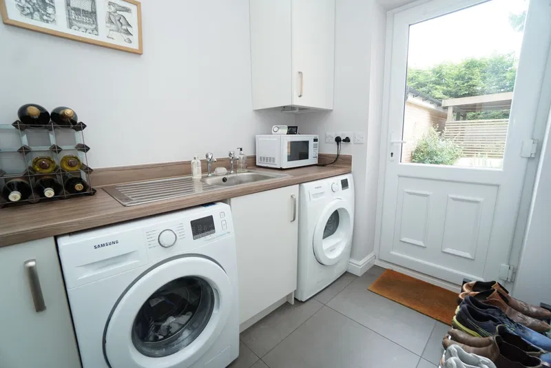 Wicket Close, Loughborough, LE11 - image 3