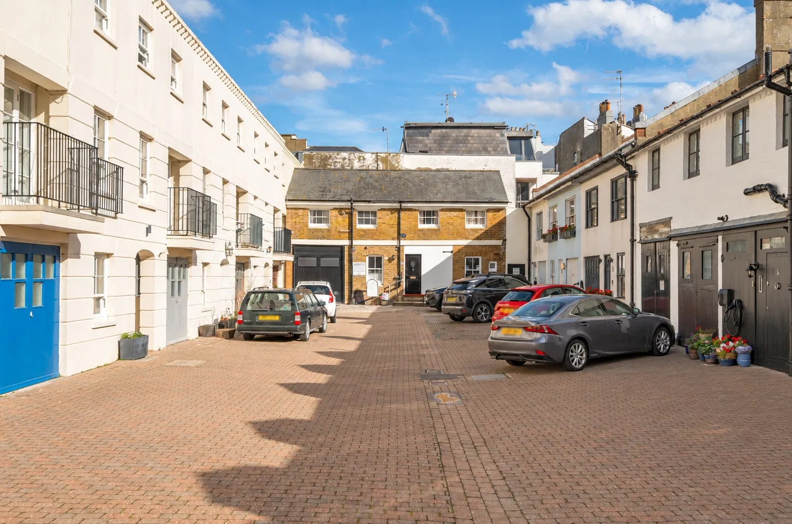 Eastern Terrace Mews, Brighton, East Sussex, BN2 - image 1