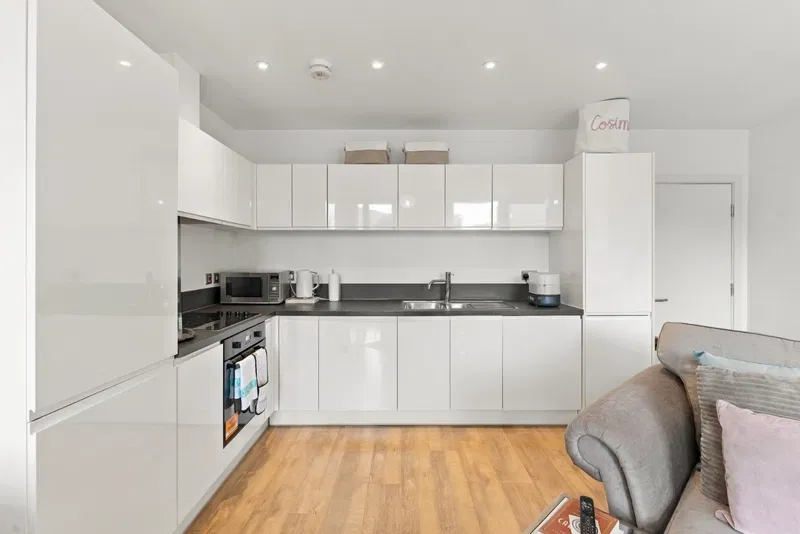 Freston Road, North Kensington, London, W10 - image 3