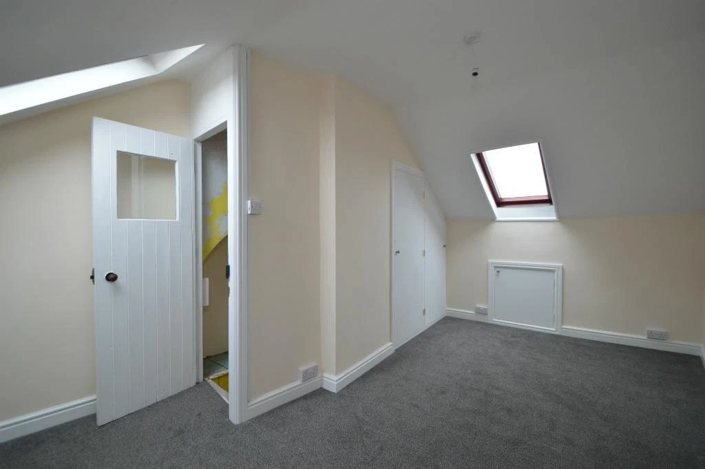 Chambers Street, Grantham, Lincolnshire, NG31 - image 6