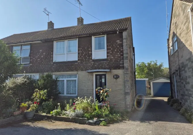 10 Falmouth Road, Chelmsford, Essex, CM1 6HY