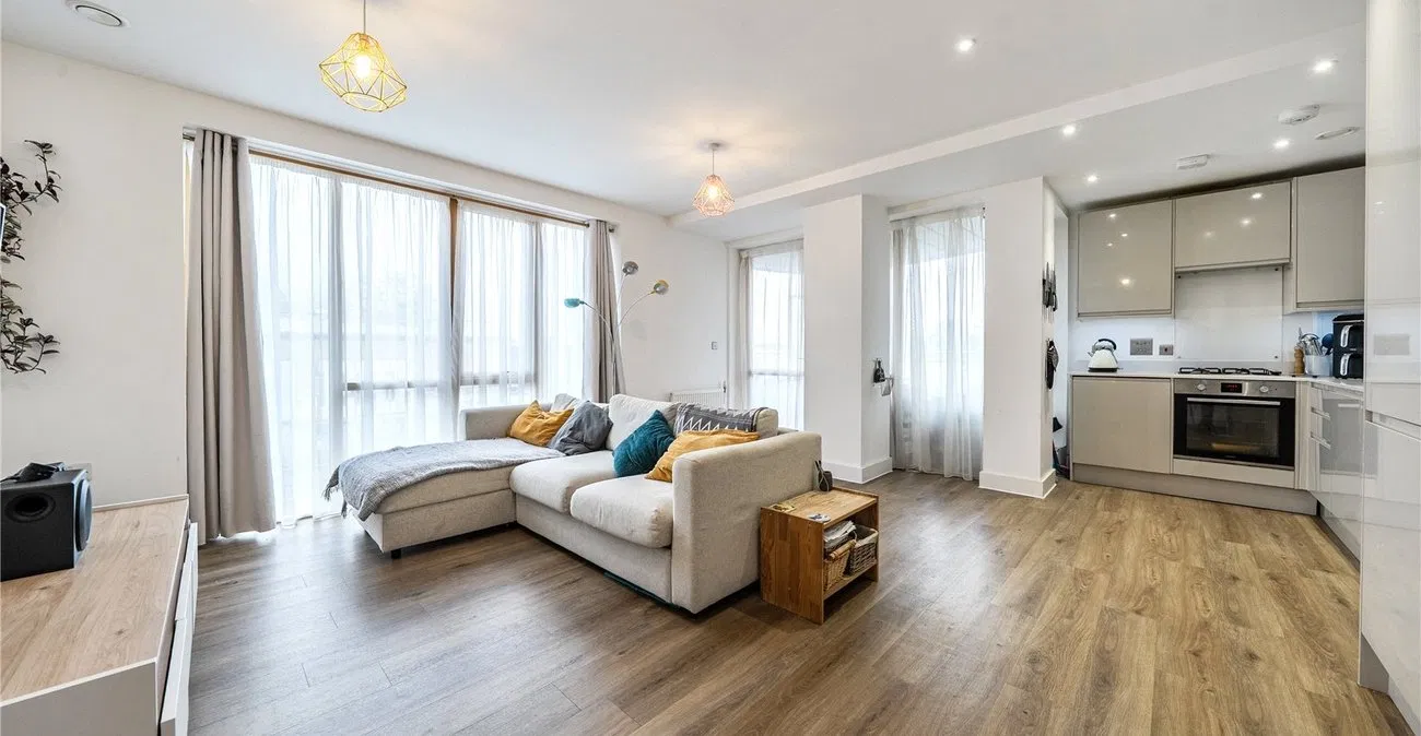 Clyde Terrace, Forest Hill, London, SE23 - image 2