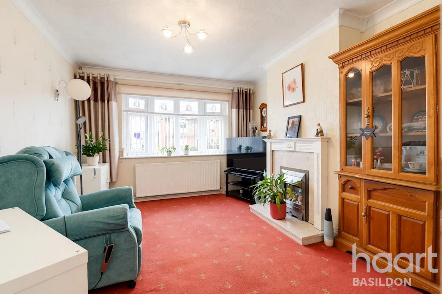 Tattenham Road, Laindon, Basildon, SS15 - image 4