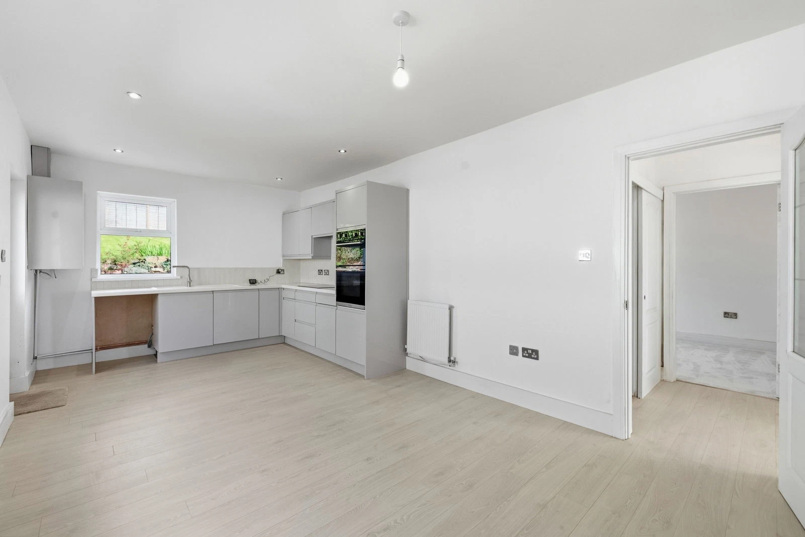 Lon Mefus, Sketty, Swansea, SA2 9EU - image 11