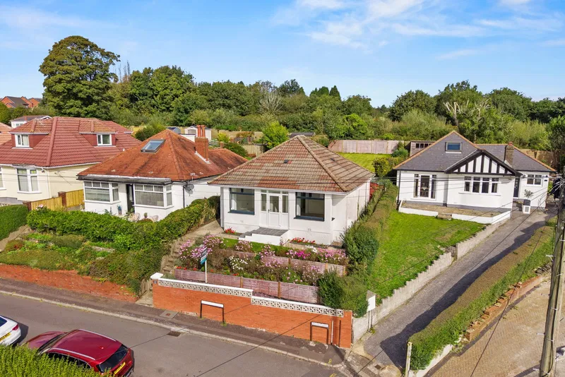Lon Mefus, Sketty, Swansea, SA2 9EU - image 2