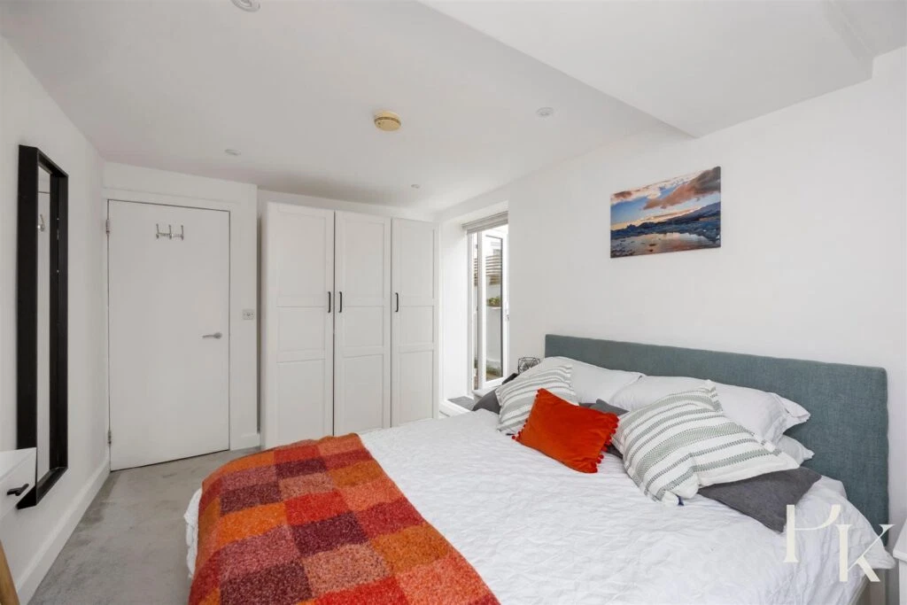 Addison Road, Hove - image 12