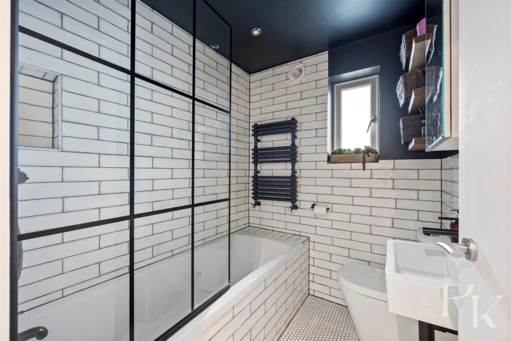 Addison Road, Hove - image 15