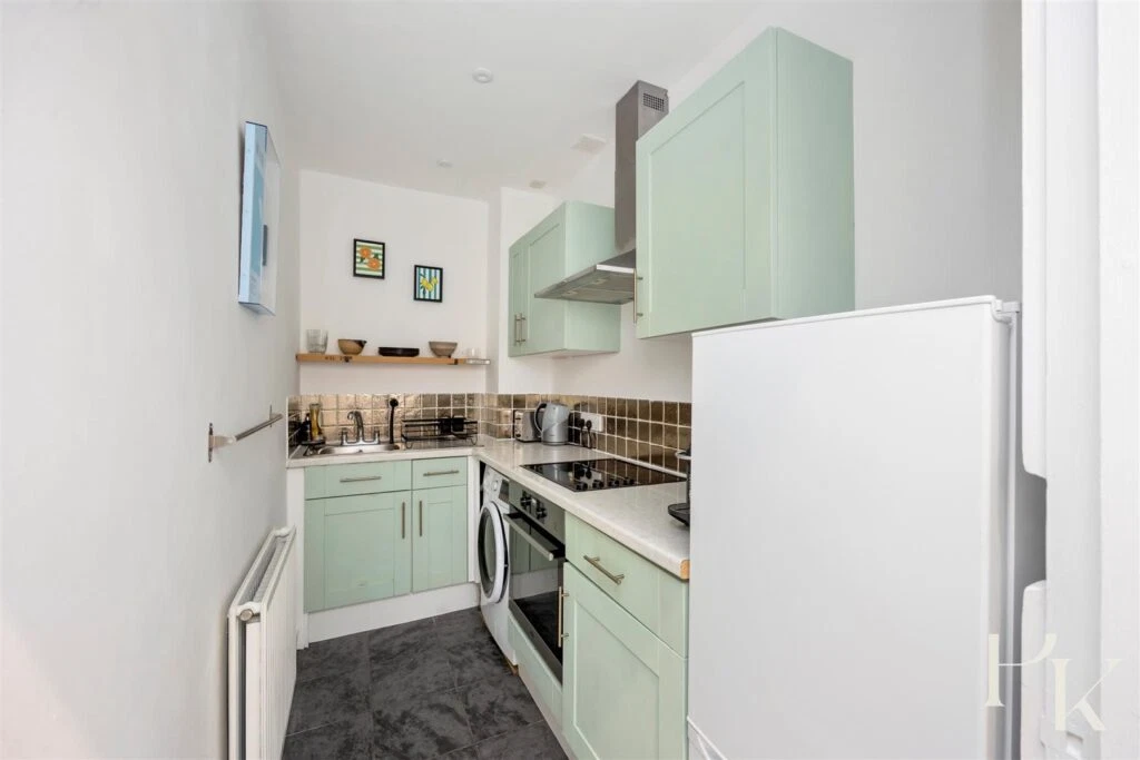 Addison Road, Hove - image 8