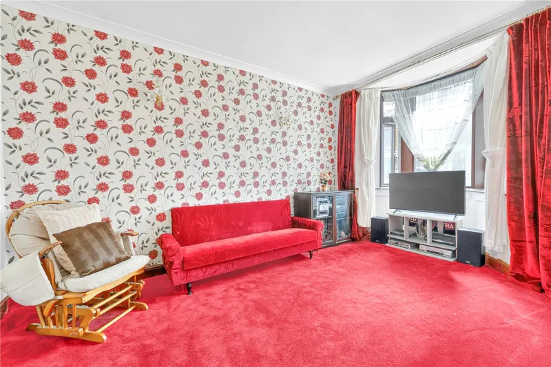 Clarendon Road, Walthamstow, London, E17 9AZ - image 2