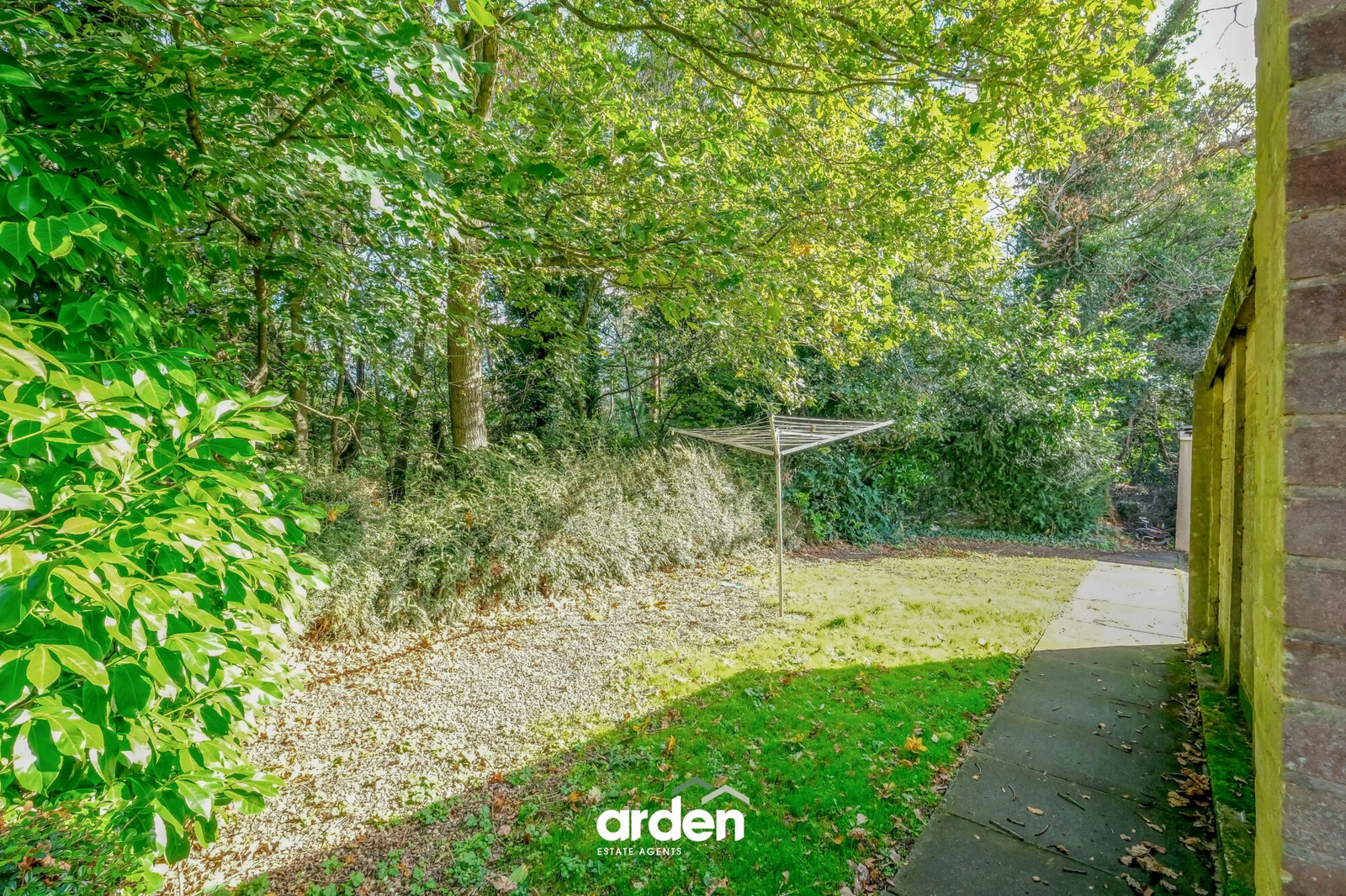 Woodend Close, Redditch, B97 - image 13