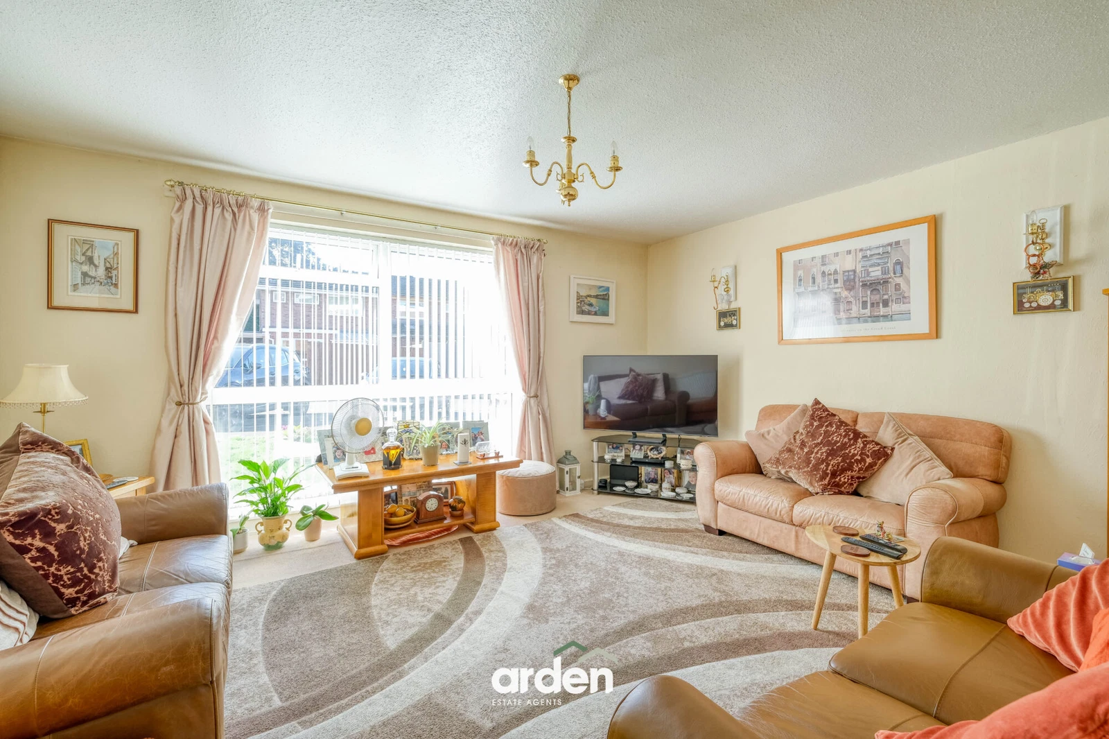 Woodend Close, Redditch, B97 - image 2