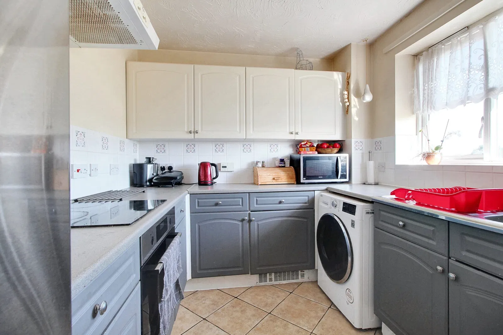 White Willow Close, Ashford, TN24 0RX - image 5