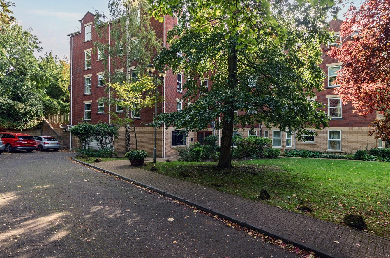 Cardigan Road, Headingley, Leeds, LS6 - image 16