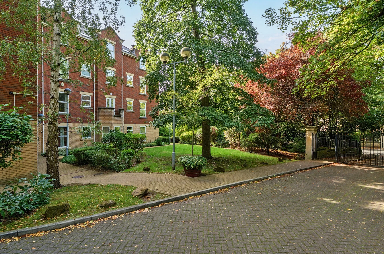 Cardigan Road, Headingley, Leeds, LS6 - image 18