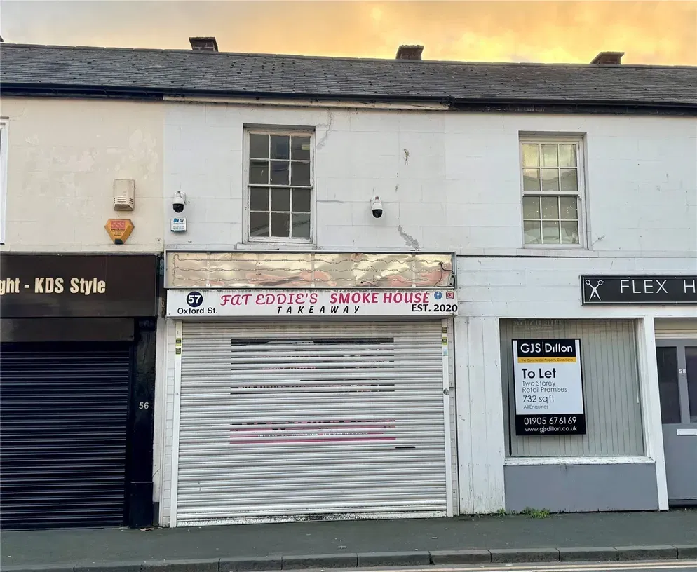 Oxford Street, Kidderminster, Worcestershire, DY10 - image 1