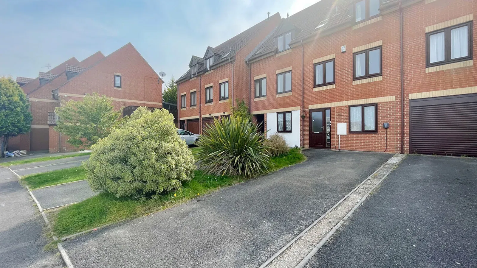Sixpenny Close, Poole, BH12 4 - image 1