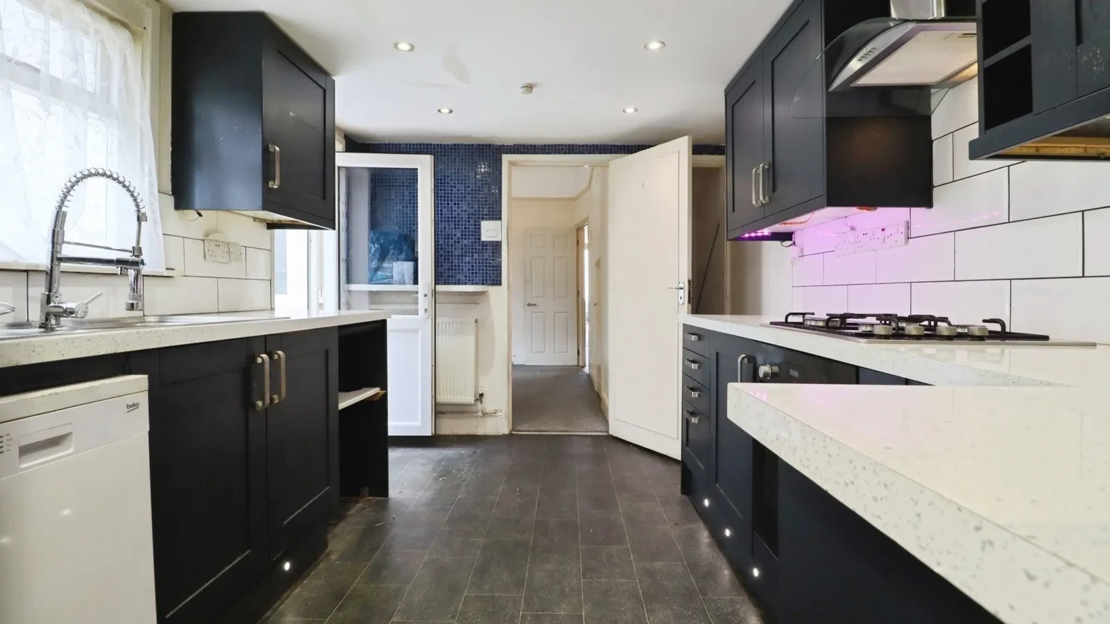 Diana Street, Cardiff, South Glamorgan, CF24 - image 11