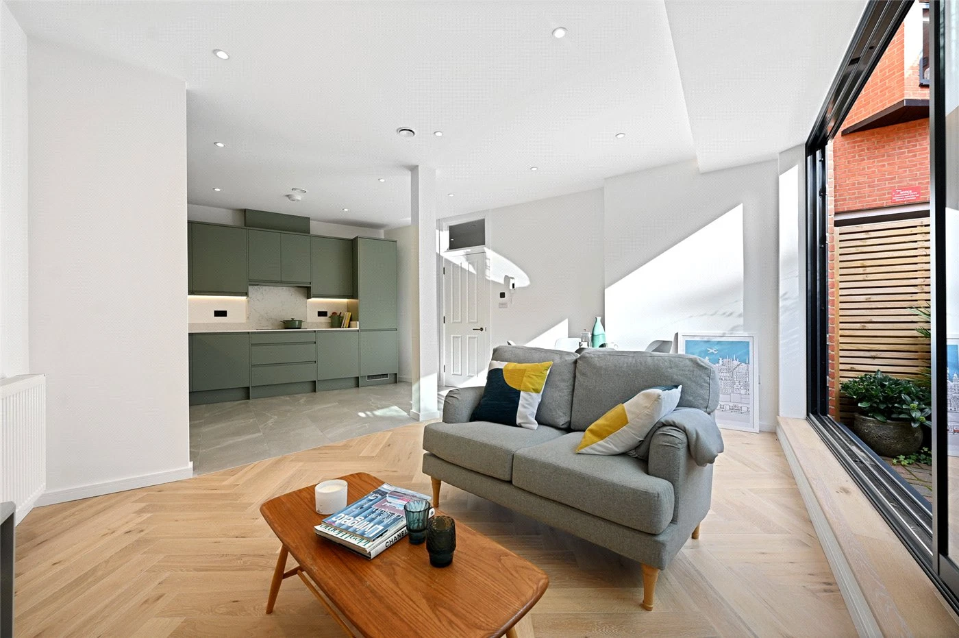 Jeddo Road, London, W12 - image 10