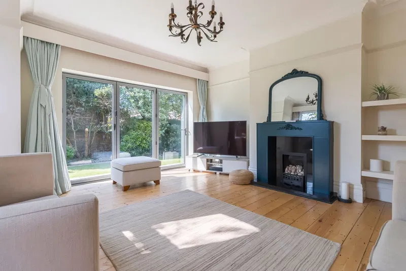 Victoria Avenue, Liverpool, L23 - image 2