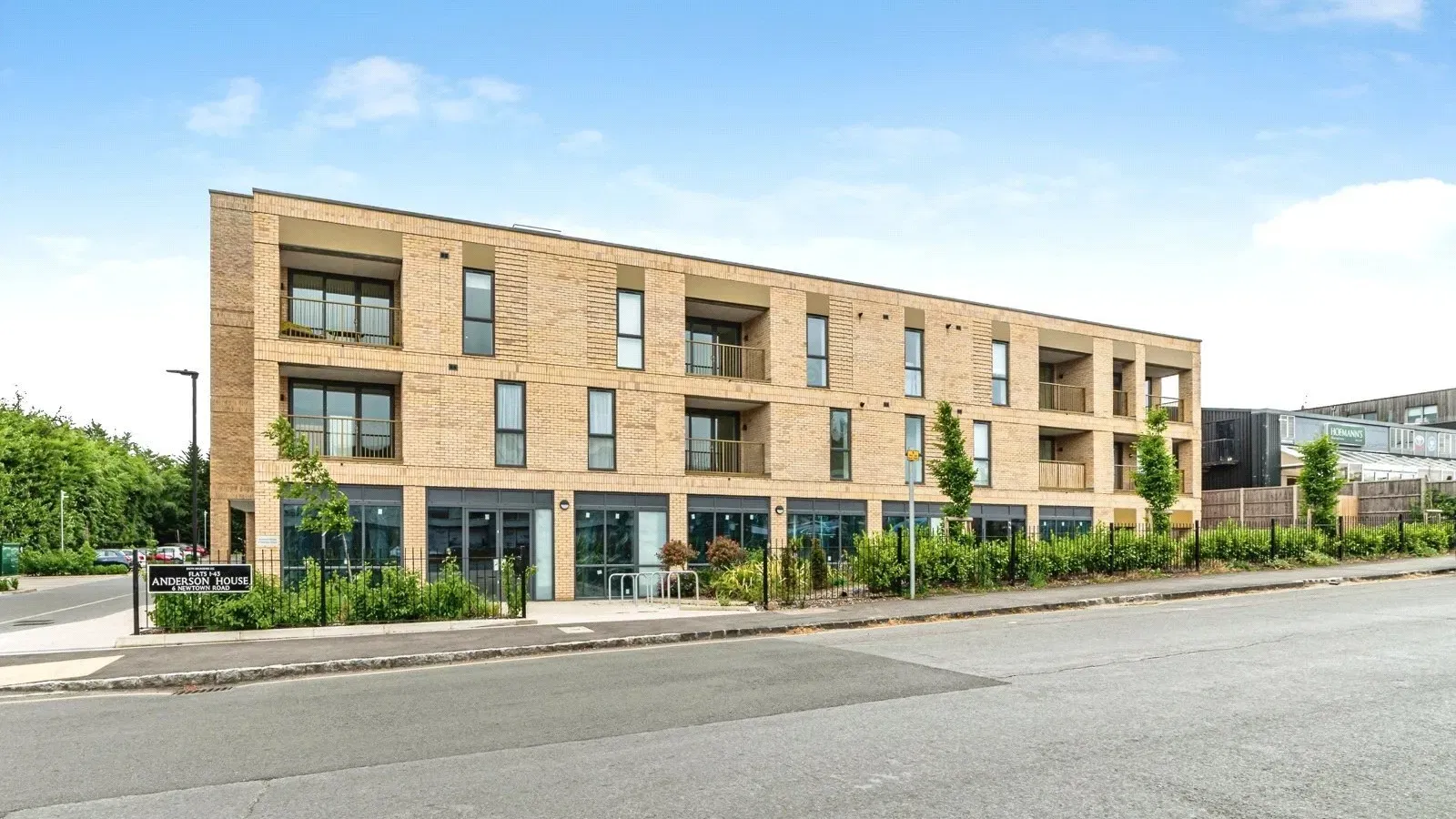 Newtown Road, Henley-on-Thames, Oxfordshire, RG9 - image 3