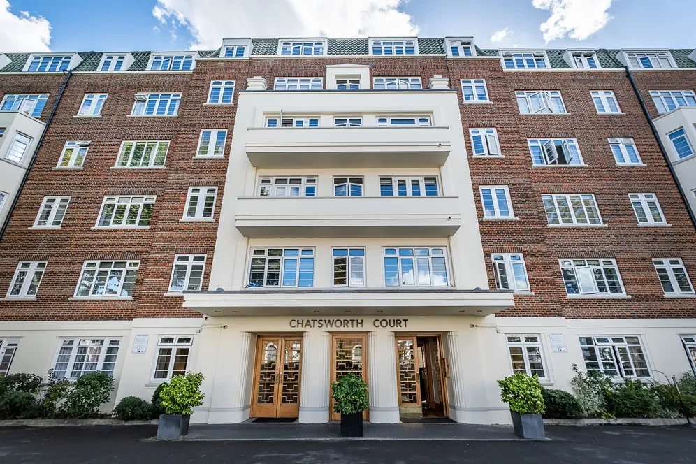 Pembroke Road, London, W8 - image 14