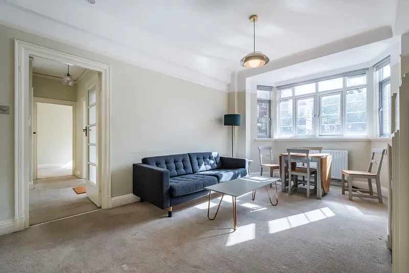 Pembroke Road, London, W8