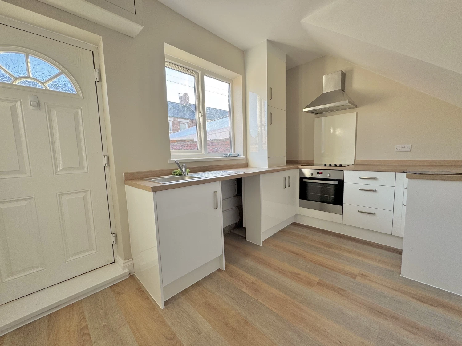 Shrewsbury Street, Seaham, County Durham, SR7 - image 5