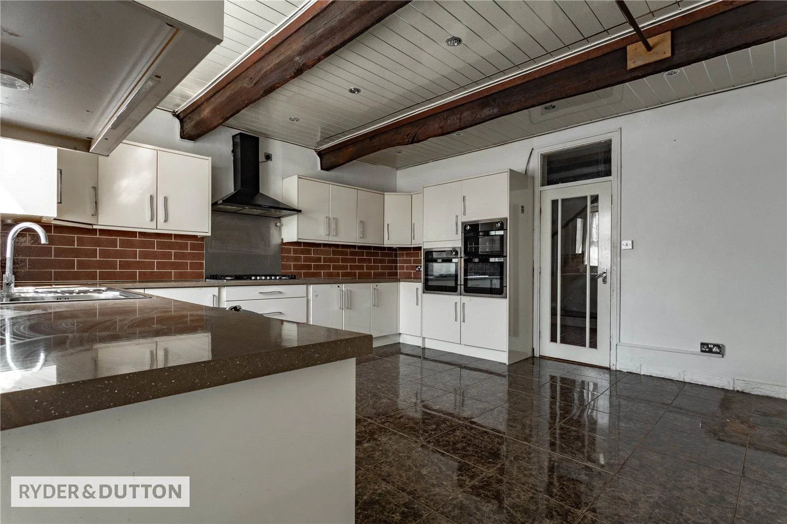 Spotland Road, Spotland, OL12 7AG - image 2
