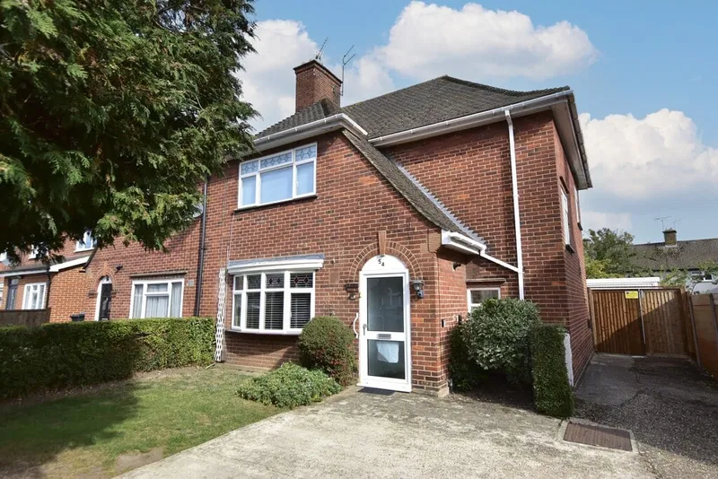 Gammons Lane, Watford, WD24
