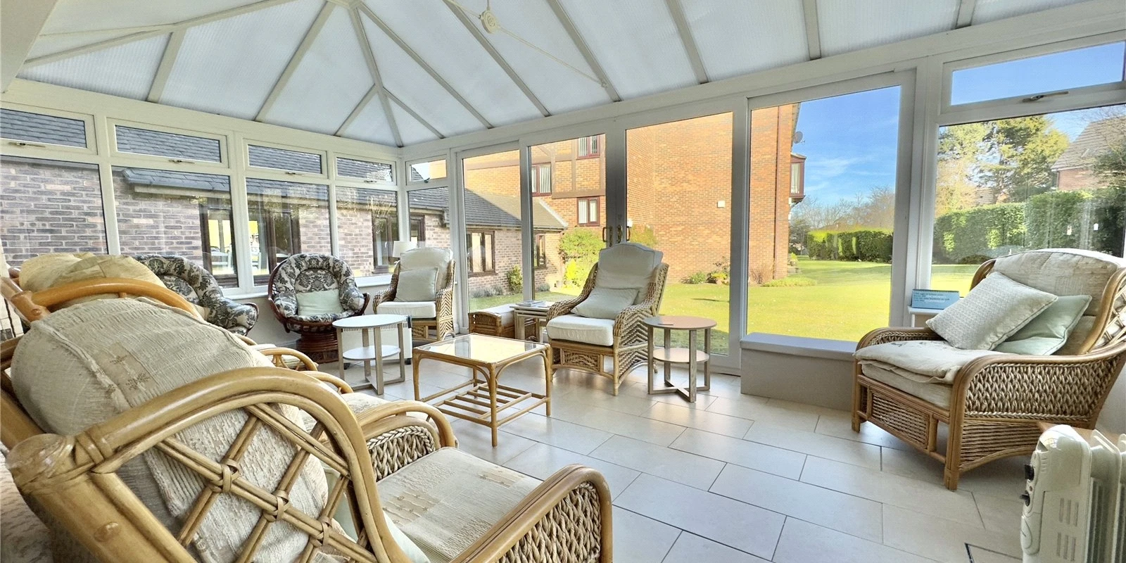 Hesslewell Court, Heswall, CH60 7TW - image 11
